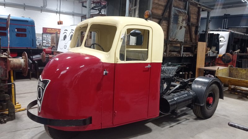 Scammell side-facing